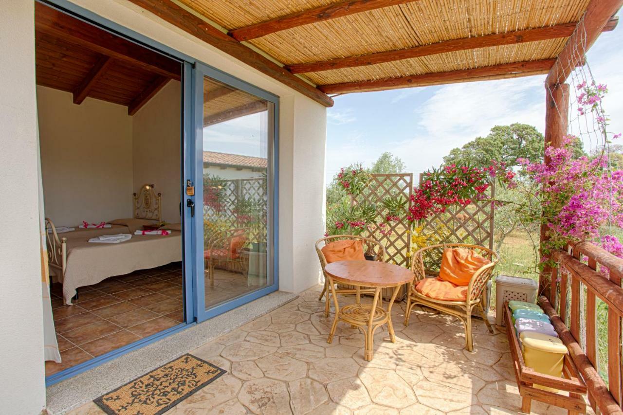 Agriturismo Mieleamaro Villa Olbia Exterior photo