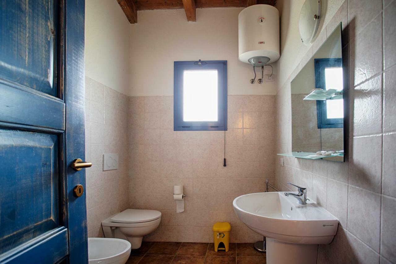 Agriturismo Mieleamaro Villa Olbia Exterior photo